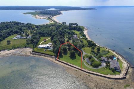 105 Centre Island Road, Oyster Bay, 紐約州 11771, 美國