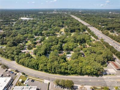 000 Long Island Motor Parkway, Islip, 纽约州 11749, 美国
