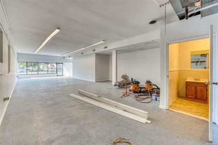 155 Woodbury Road, Oyster Bay, نيويورك 11801, الولايات المتحدة