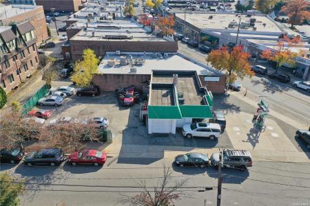 540 Plandome Road, North Hempstead, New York 11030, Stati Uniti