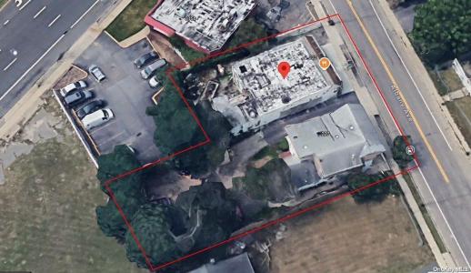 225 & 227 Albany Avenue, Babylon, ニューヨーク 11701, アメリカ合衆国