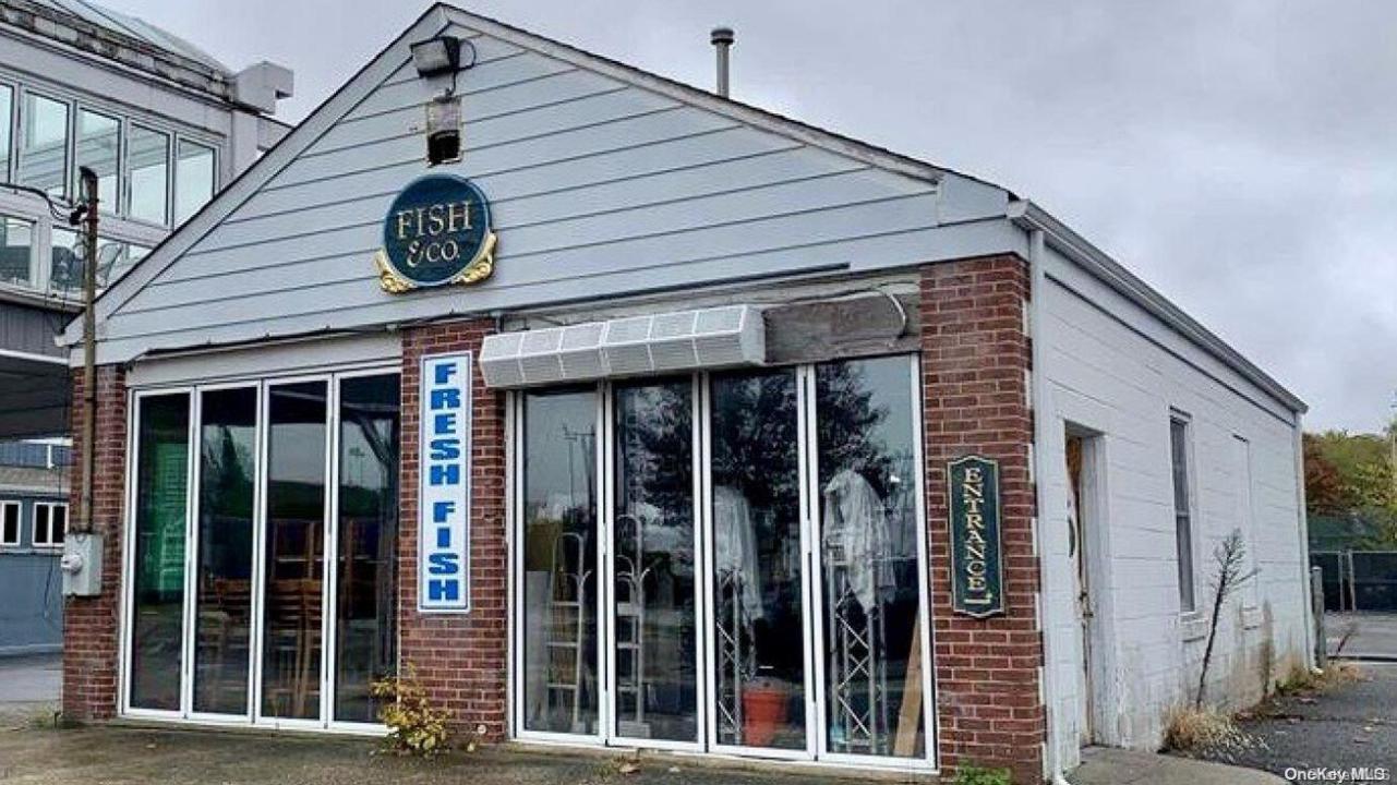 113 W Broadway, Brookhaven, New York 11777, États-Unis