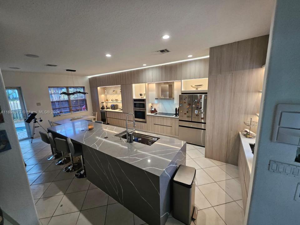 11161 NW 71st St, Doral, Floride 33178, États-Unis