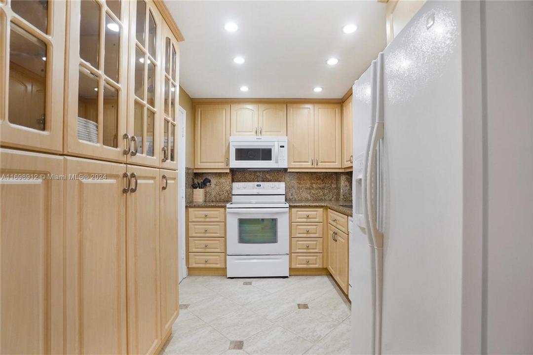 5005 Collins Ave 714, Miami Beach, Florida 33140, Stati Uniti