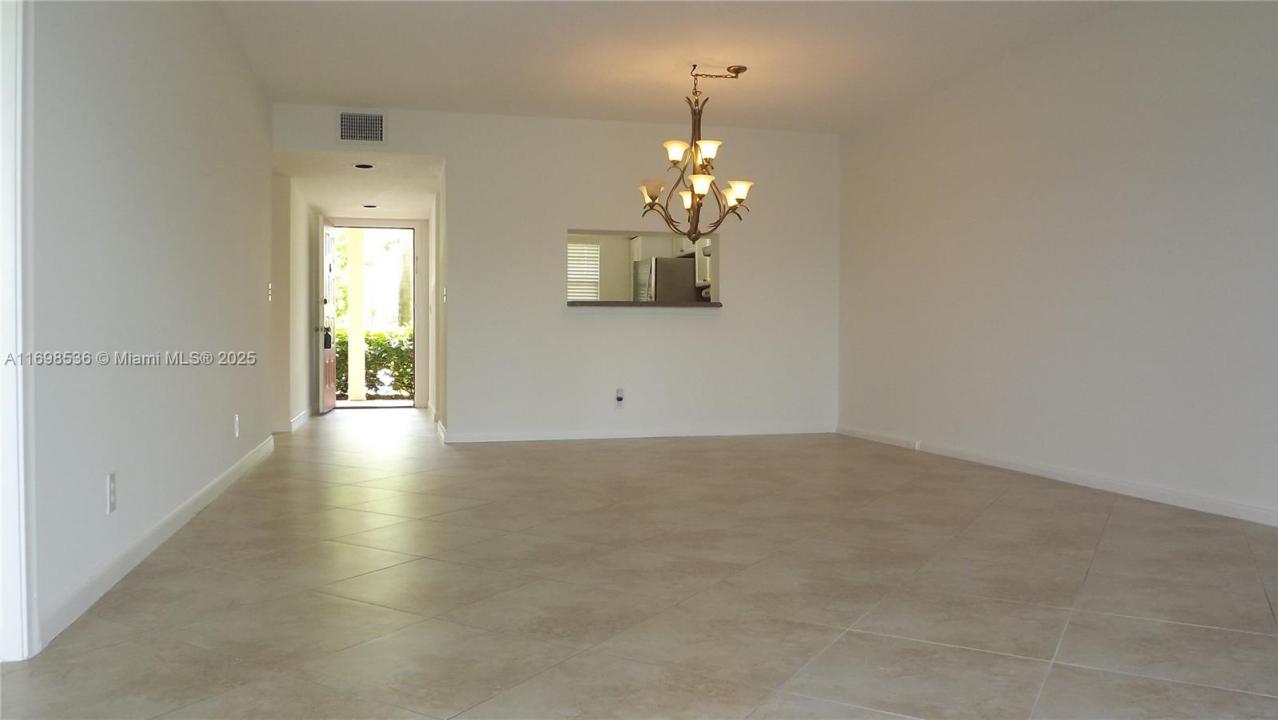 901 SW 128th Ter 103A, Pembroke Pines, Флорида 33027, Соединенные Штаты