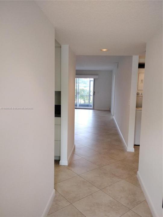 901 SW 128th Ter 103A, Pembroke Pines, Флорида 33027, Соединенные Штаты