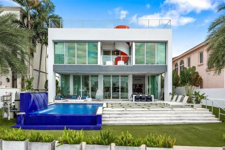 323 Atlantic Ave Na, Sunny Isles Beach, Florida 33160, USA