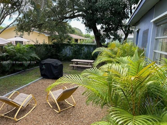 810 NW 43rd St, Miami, Florida 33127