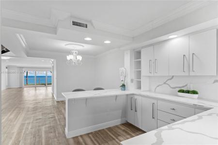 1173 E Hillsboro Mile 3-1, Hillsboro Beach, Floride 33062, États-Unis