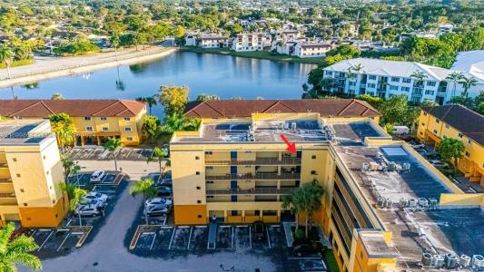 14971 SW 82nd Ln 20-508, Miami, Florida 33193, USA