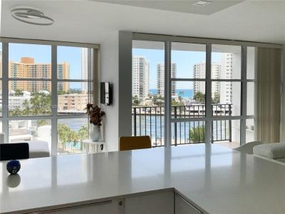 800 Parkview Dr 708, Hallandale Beach, Florida 33009, USA