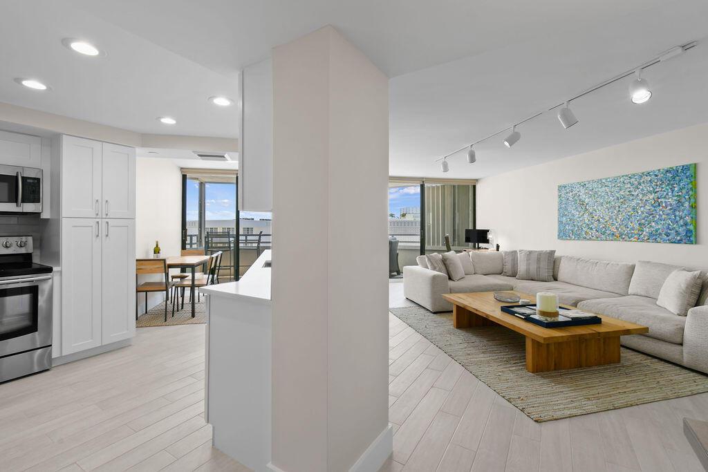 3560 S Ocean Boulevard 907, Palm Beach, Florida 33480