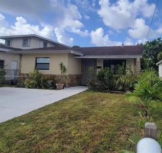 709 NW 6th St, Hallandale Beach, Florida 33009, USA