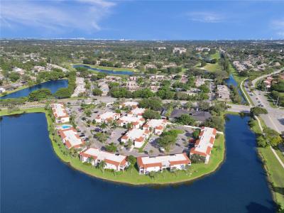 1104 N Hiatus Rd 1104, Pembroke Pines, Florida 33026, USA