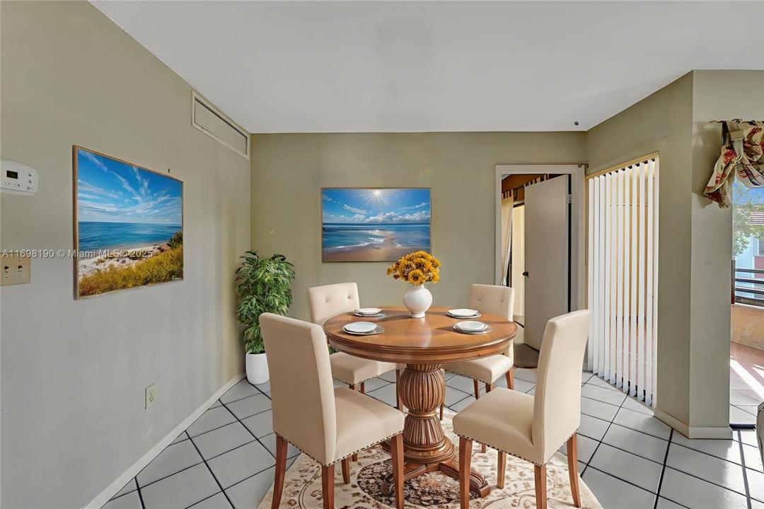 1104 N Hiatus Rd 1104, Pembroke Pines, Florida 33026, USA