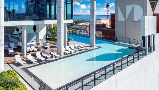 398 NE 5th St 2212, Miami, Florida 33132, USA