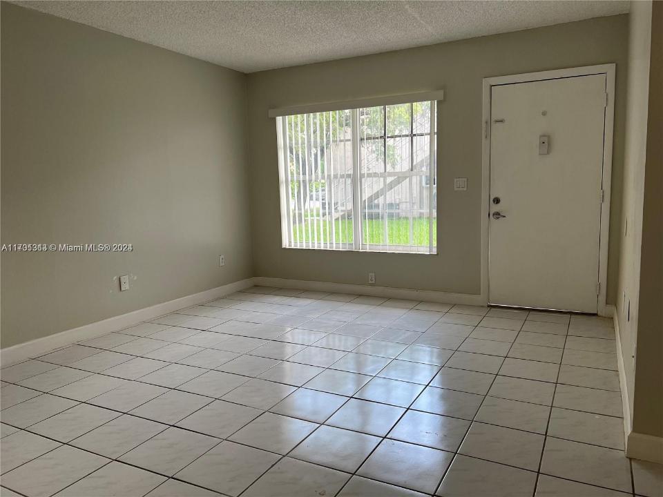 7666 SW 152nd Ave 5-14, Miami, 佛羅里達州 33193, 美國