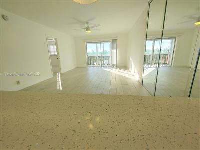 215 SE 3rd Ave 307C, Hallandale Beach, Florida 33009, USA