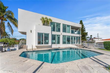 7504 W Treasure Dr, North Bay Village, Florida 33141, HOA KỲ