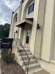 845 Oaklawn Avenue 104, Cranston, RI 02920, USA