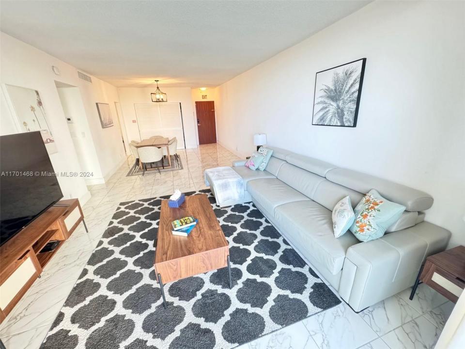 3901 S Ocean Dr 3Y, Hollywood, Florida 33019