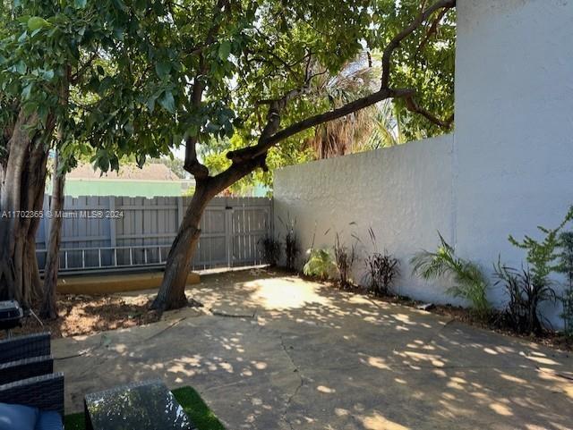 618 NW 11th St 618, Miami, Florida 33136