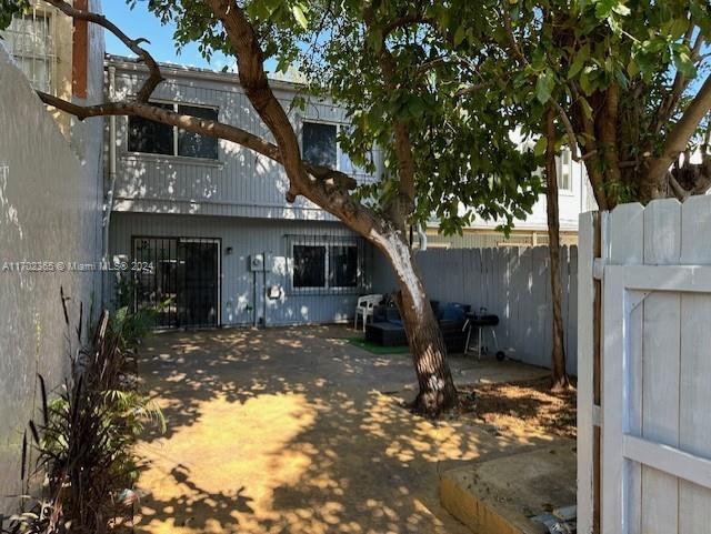 618 NW 11th St 618, Miami, Florida 33136