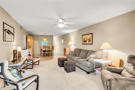 2101 Lucaya Bnd K4, Coconut Creek, Florida 33066, USA