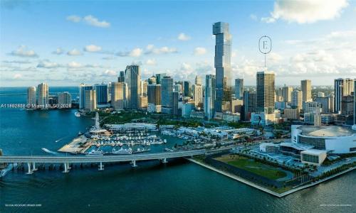 398 NE 5th St 3010, Miami, Florida 33132, USA