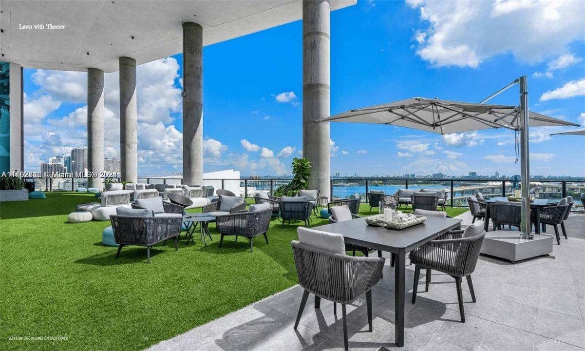 398 NE 5th St 3010, Miami, 佛羅里達州 33132, 美國