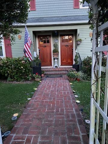 21 Shield Street 23, Newport, Rhode Island 02840