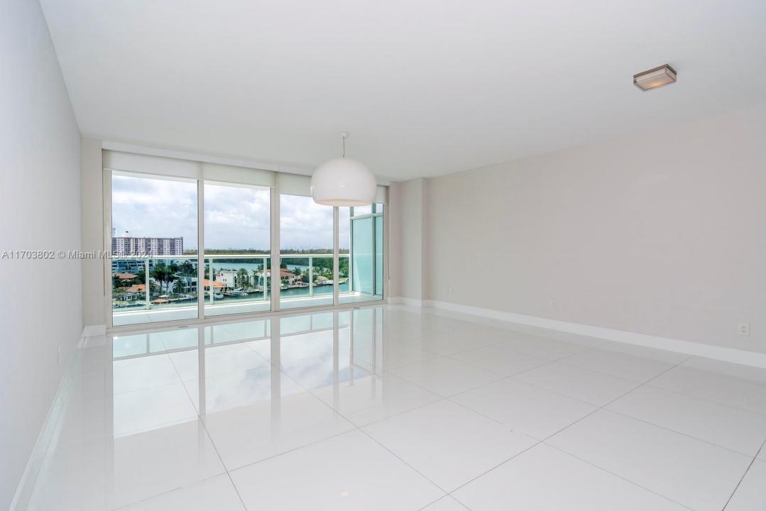 400 Sunny Isles Blvd 919, Sunny Isles Beach, Florida 33160