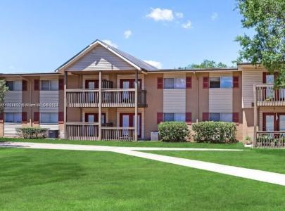 2661 University Blvd N I-215, Jacksonville, Florida 32211