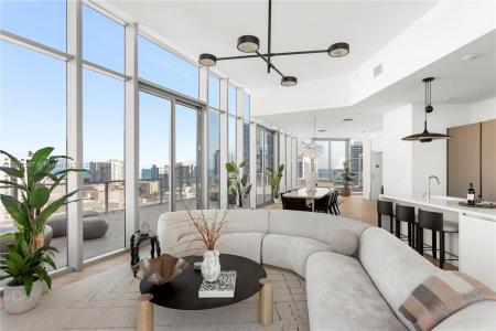 6800 Indian Creek Dr PH2, Miami Beach, Florida 33141, USA