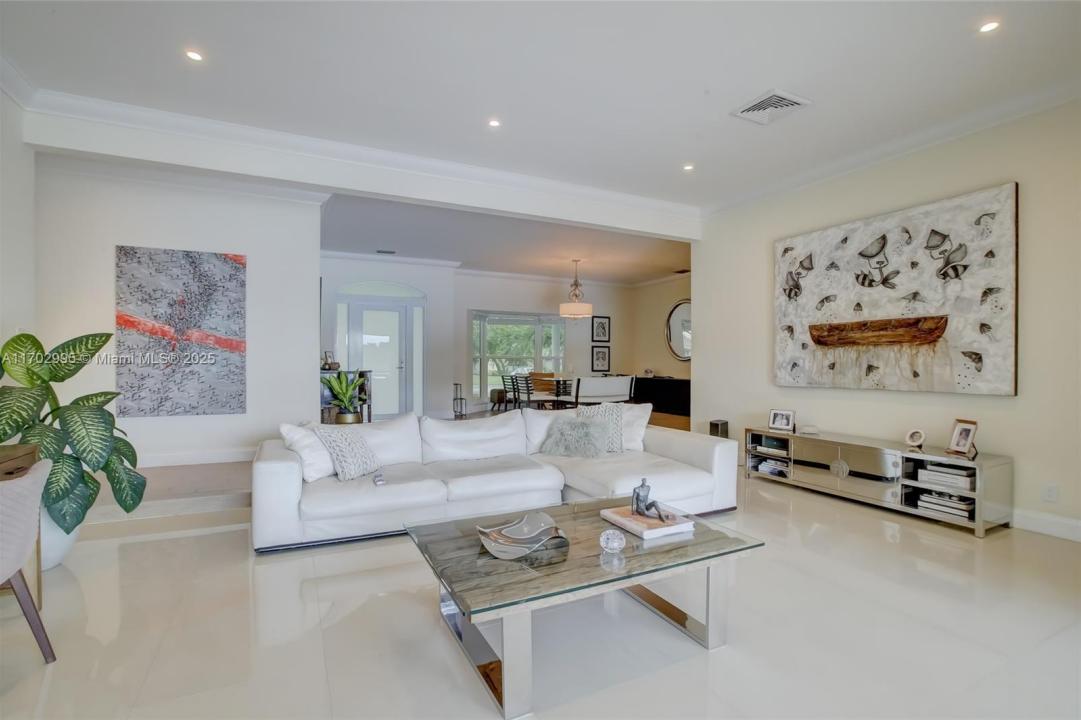 9501 Sea Turtle Mnr, Plantation, Florida 33324
