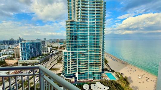 17375 Collins Ave 2406, Sunny Isles Beach, Florida 33160, USA