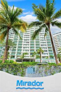 1000 West Ave 1105, Miami Beach, Florida 33139, USA