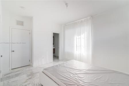 922 Jefferson Ave 12, Miami Beach, Florida 33139, USA