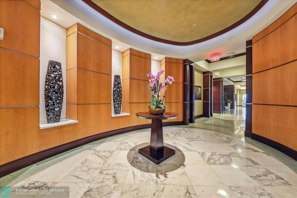16699 Collins Ave 2009, La Perla, Sunny Isles Beach, フロリダ 33160, アメリカ合衆国