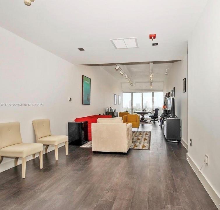 1680 Michigan Ave 1022A, Miami Beach, Флорида 33139, Соединенные Штаты