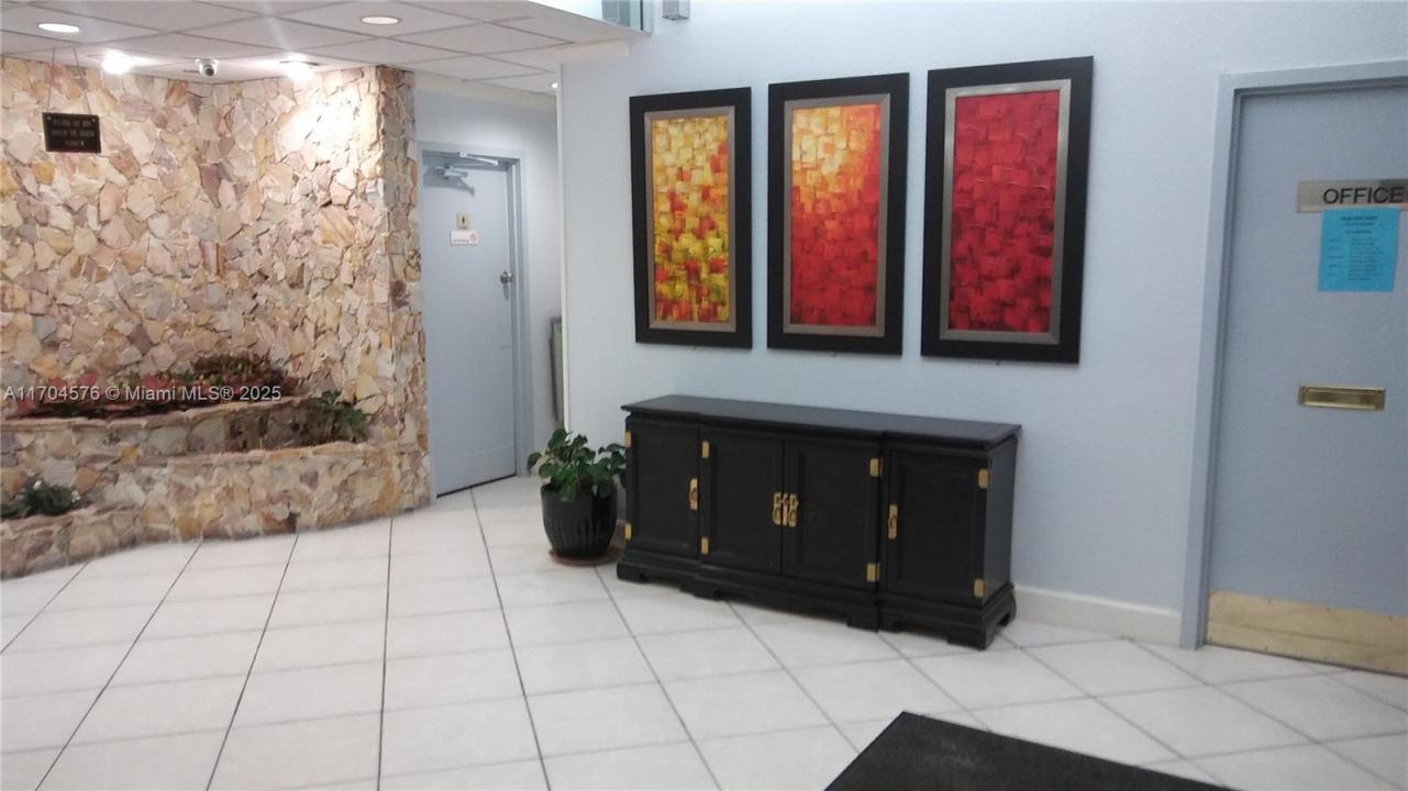 1000 St Charles Pl 615, Pembroke Pines, Florida 33026