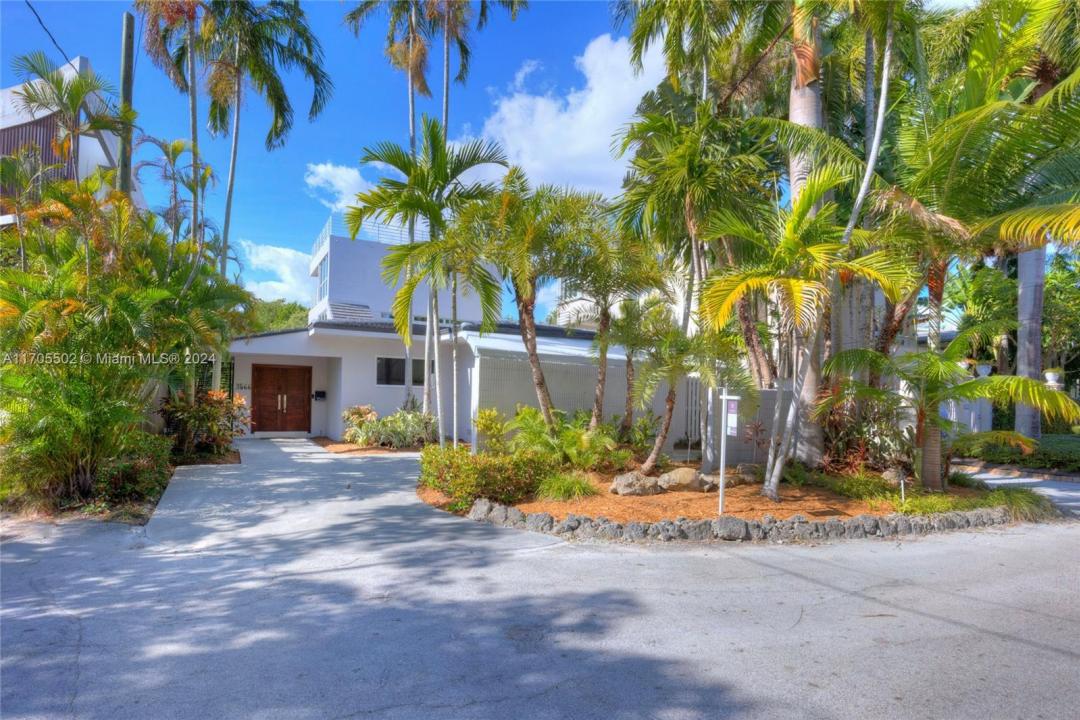 3566 Rockerman Rd, Miami, Florida 33133, HOA KỲ