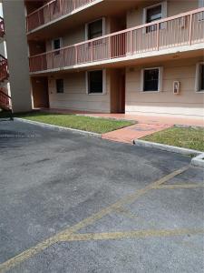 10253 NW 9th St Cir 102-6, Miami, Florida 33172, USA
