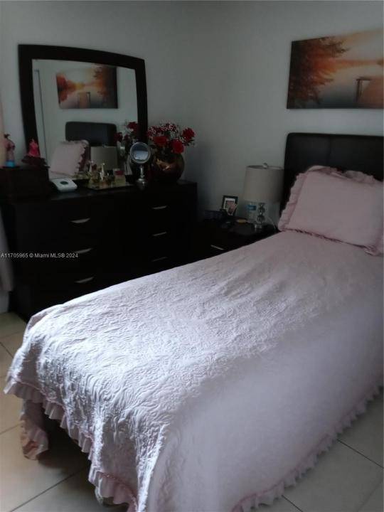 10253 NW 9th St Cir 102-6, Miami, 佛罗里达州 33172, 美国