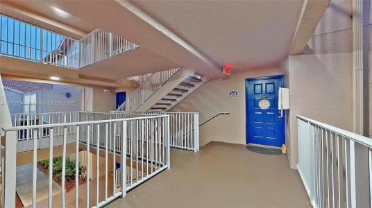 10421 SW 157th Pl 206, Miami, Florida 33196, USA