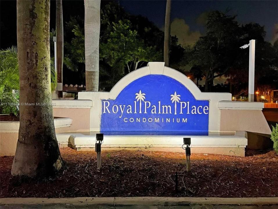 10421 SW 157th Pl 206, Miami, Florida 33196, Amerika Birleşik Devletleri