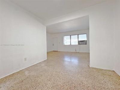710 82nd St 2, Miami Beach, Florida 33141, USA