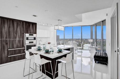 851 NE 1st Ave 3510, Miami, Florida 33132, USA