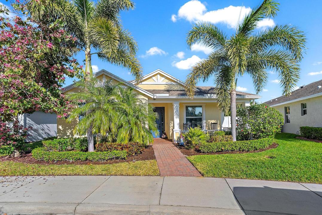 10352 SW Westlawn Boulevard, Port Saint Lucie, Флорида 34987, Соединенные Штаты