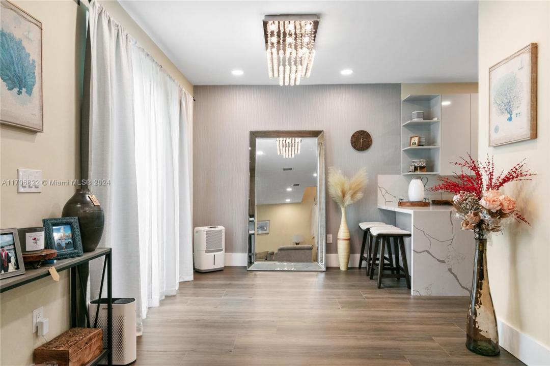 1564 Yellowheart Way 1564, Hollywood, 佛羅里達州 33019, 美國